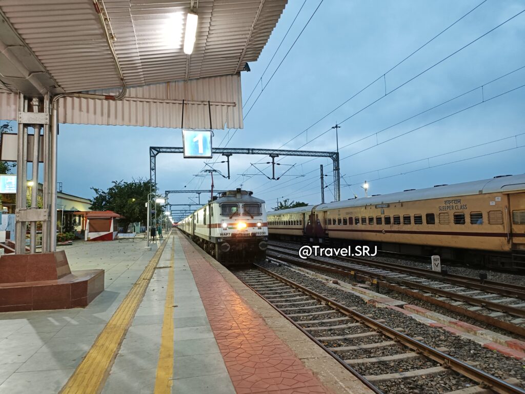 Garvi Gujarat Train