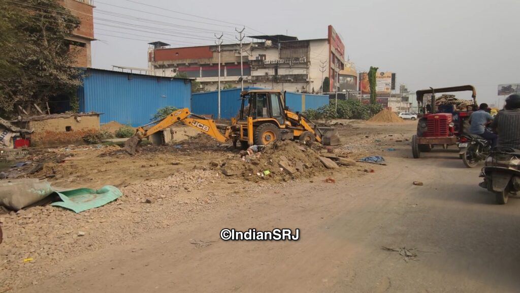 Mughalsarai Padav Six Lane Road Connecting Varanasi